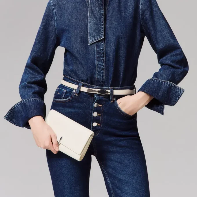 Bettina – Wallet on Chain – Lamb Nappa Leather – Suzuran