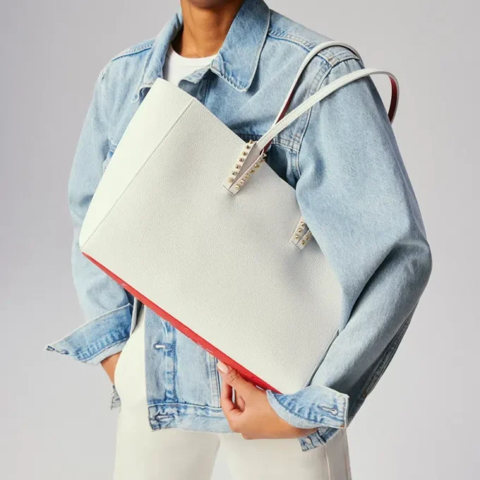 Cabata Small – Tote Bag – Soft Calf Leather and Spikes – Bianco