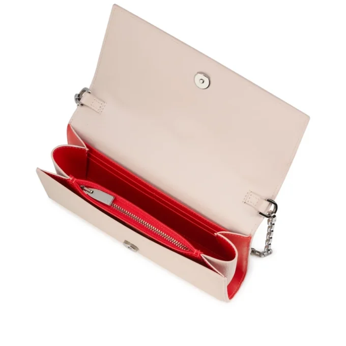 Paloma – Wallet on a Chain – Grained Calf Leather and Spikes Loubinthesky – Leche