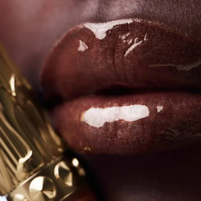 Rouge Stiletto Vinyl Gloss Copper Fever 352V Copper Fever – Christian Louboutin Beauty United States