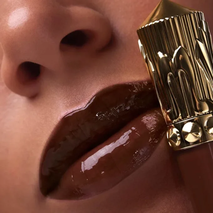 Rouge Stiletto Vinyl Gloss Hot Sienna 432V Hot Sienna – Christian Louboutin Beauty United States Rouge Stiletto Vinyl Gloss Hot Sienna 432V Hot Sienna – Christian Louboutin Beauty United States