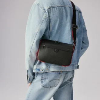 Ruisbuddy – Messenger Bag – Grained Calf Leather and Rubber – Black